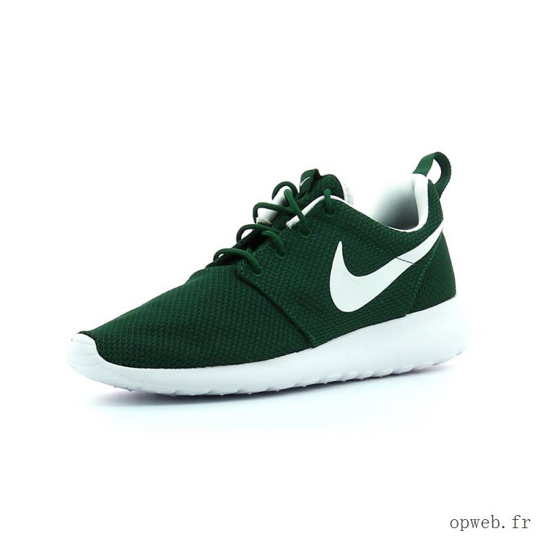 chaussure roshe run pas cher